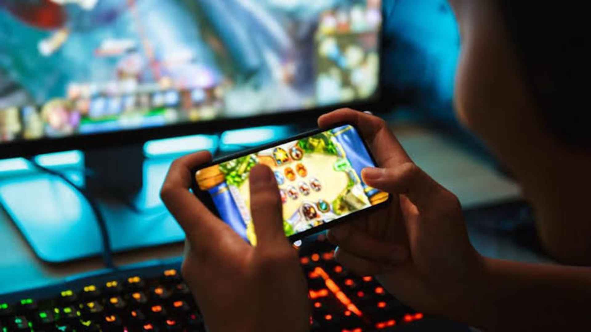 Multiplayer Games with Interactive Team Challenges